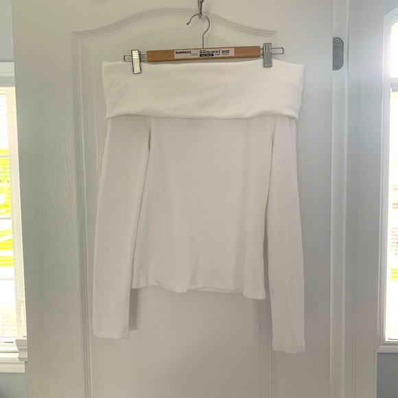 OFF-THE-SHOULDER WHITE TOP - Picture 1 of 3